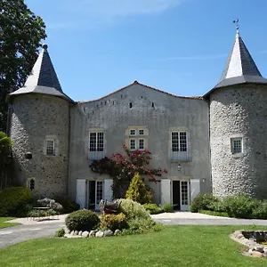 chateau-de-vidaussan.midi-pyreneeshotels.com/