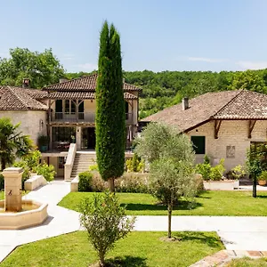 https://domaine-de-saint-gery.midi-pyreneeshotels.com